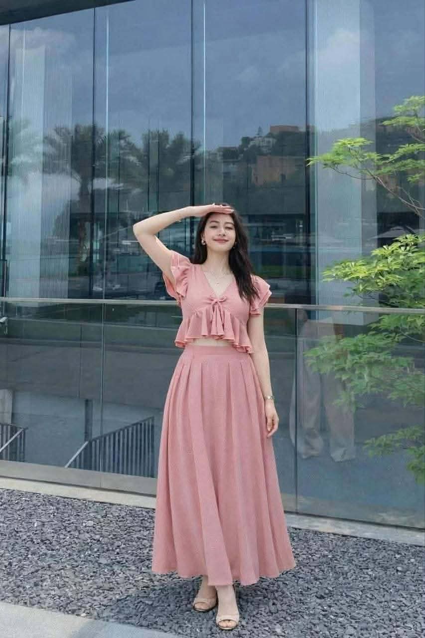 Adorable & Feminine Ruffle Two-Piece Set for Trendy Girls